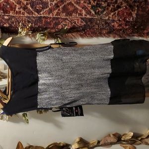 💟 NWT Frank Lyman tunic